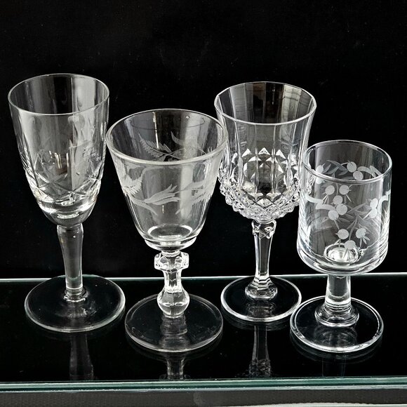 Decorative Cut Glass Liquor Cocktail Cordial Glasses (4) Collection mismatched - Picture 2 of 8